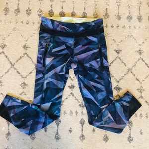 Lululemon size 6 leggings